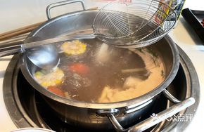 Full Beef Bone Nourishing Soup Pot