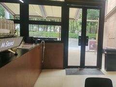 -M Stand(深圳南山欢乐颂店)