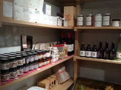 -一坐一忘云南菜(嘉里中心店)