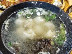 -老东镇啤酒屋海鲜加工·蒸汽海鲜·海鲜烧烤(台东店)