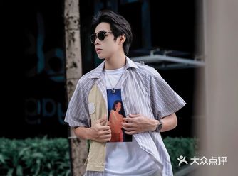 广州探店|来Get明星同款雷朋派对达人眼镜