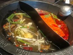 -宽板凳老灶火锅(外馆斜街店)