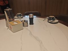 -梅利汴京烤鸭•开封豫菜地标店(东大街店)