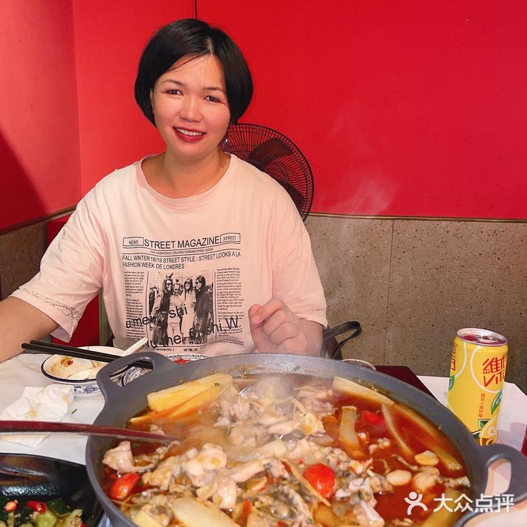 广州探店 | 时代广场 | 超大份牛蛙🐸火锅