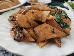 -瑞丰园庭院餐厅·白族传统家常菜