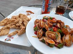 -霸气大叔干锅鸭头·龙虾烧烤·川菜·赛事直播(三里屯店)