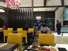 -上海虹桥西郊假日酒店