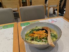 -百春原湖南牛肉粉(百联世纪店)