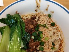 -蓉李记成都名小吃(武汉经开万达店)