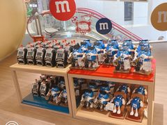 -m豆巧克力世界(上海世茂广场店)