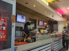 -红鼻子桂林米粉(金唐新光界店)