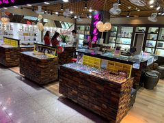 -三叶眼镜城批发市场(上海火车站店)