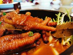 鸡爪子-闫府私房菜(经四路万达店)