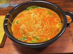 -银米·云南传统过桥米线(双廊黑金冠店)