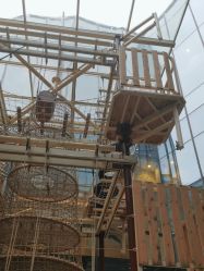 -PIPIKINGDOM皮皮王国欢乐号(欢乐海岸购物中心店)