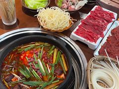 -黔有有贵州酸汤夺夺粉火锅(五味十字店)