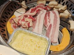 -木槿花韩式炭烤·熟成肉工坊(孙文东路店)