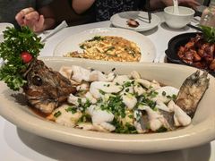 油淋鲈鱼-鹿港小镇(黄金店)