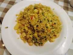菠萝虾仁炒饭-新大咀港式茶餐厅(宝山万达店)