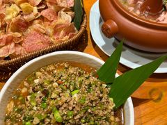 -老滇山寨•云南特色菜•地方菜•民族风情歌舞表演(金碧店)