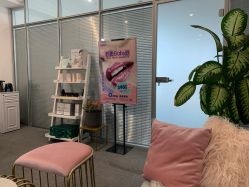 -YooMee优美智能科技美肤机构