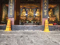 -峨眉山报国寺