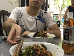 雪菜肉丝-陀块头面馆(梅岭南路店)