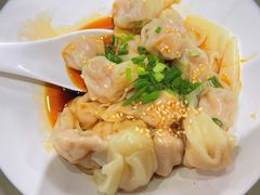 红油弄堂小馄饨-弄堂咪道-饭香·面香·馄饨香(兴梅店)