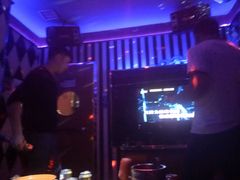 -麦克疯KTV(花园店)