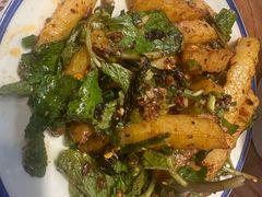 -云阿蛮云南生烫牛肉米线(奉贤路店)