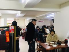 大堂-宝瑞门钉肉饼店