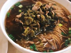 -老西白点心店