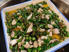 -颜氏双江清水鱼一养身火锅(磁器口店)