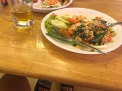 -J Daeng Seafood
