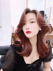 -东秀护肤造型