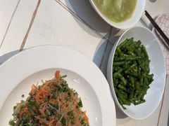 -阿瓦山寨·湘菜现炒·剁椒鱼头王(咸阳总店)