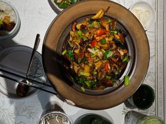 -云海肴·汽锅鸡·云南菜(天山百盛优客店)