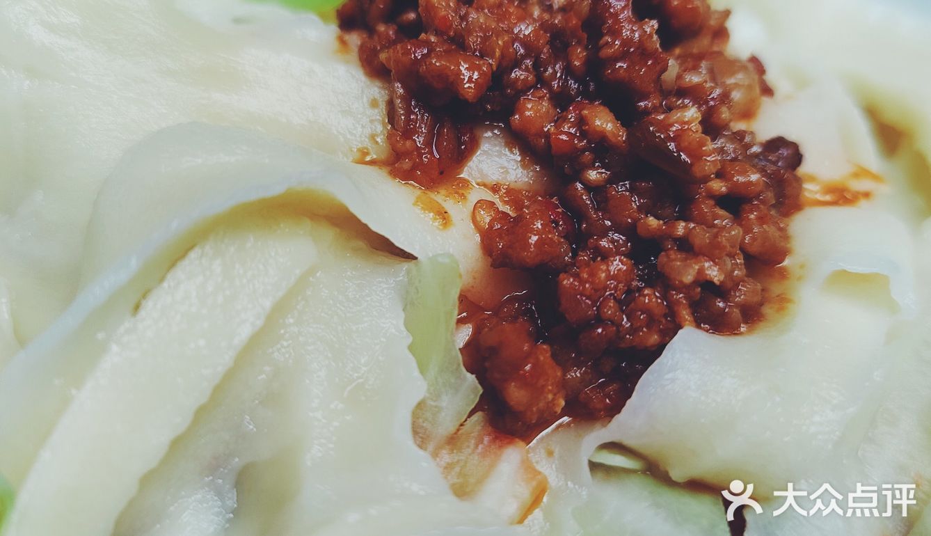 就爱这刀削面够劲道!