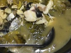 -溢心园香河肉饼总店