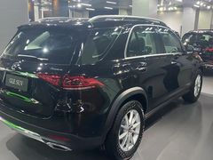 -北京鹏龙星徽AMG性能中心(潘家园店)