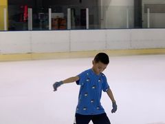 -冠军冰场CHAMPION RINK(百联又一城店)