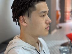 -鸿通城购物中心