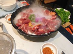 -三不牛腩(宾虹路店)