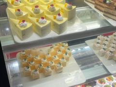 -领鲜活海鲜榴莲自助火锅(东门店)