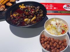 -钳小柒·小龙虾蓝龙王烧烤夜宵(长寿路店)