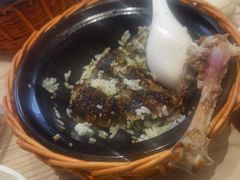 狠大照烧烤鸡腿饭-东方既白(黄兴路大润发店)