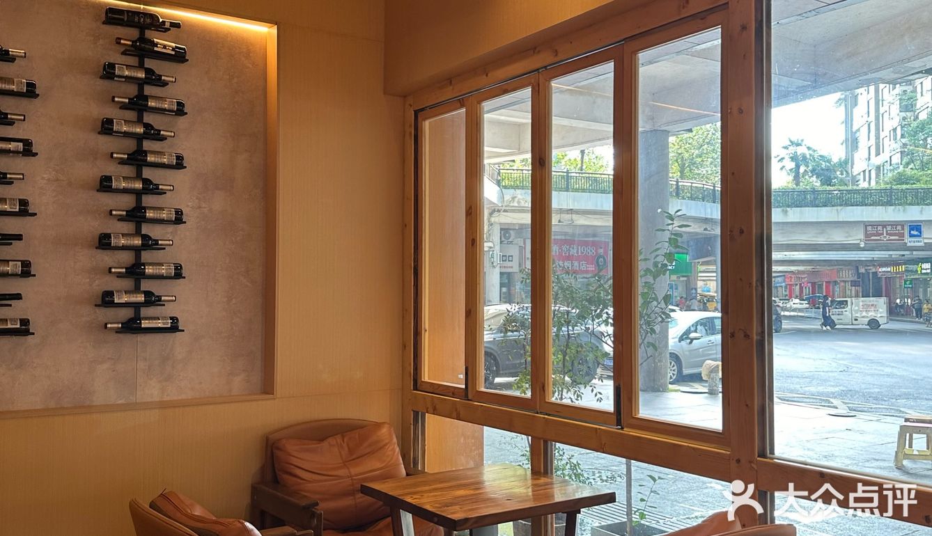 在长沙！！！穷鬼漂亮饭我悟了…人均30[流泪]