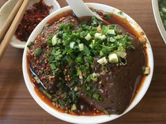 -小杨翘脚牛肉
