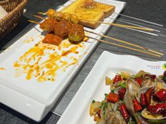 -卞二小串·鹤岗烧烤·坑烤(永定路店)