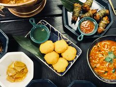 Golden虾饼-浩海火燒雲傣家菜(芮欧百货店)